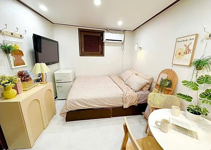 Hotel 8 3*